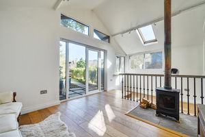 Photo 19- click for photo gallery